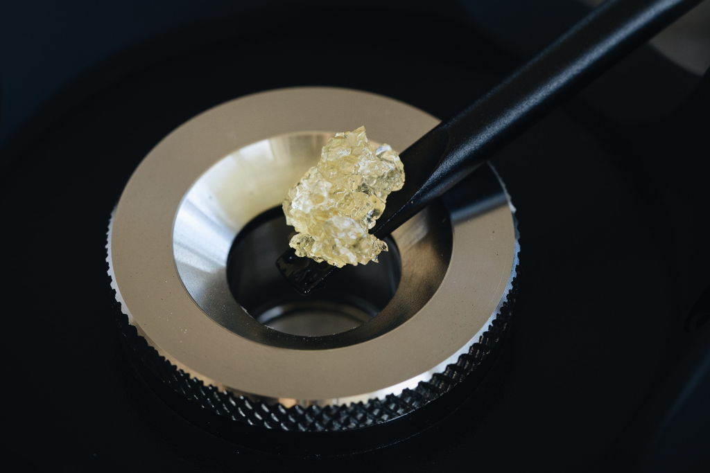 elfbar nachfüll pod läuft aus Dabbing and Terpenes: What You Need to Know – Dr.Dabber®